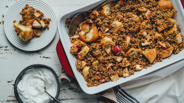 Casserole déjeuner de croissants aux pommes
